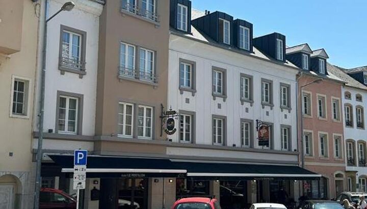 Postillon facade.jpg