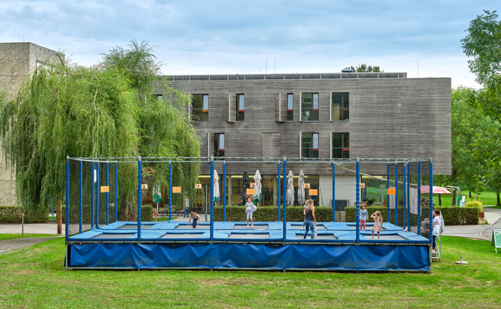 youth-hostel-echternach-trampoline-9.jpg
