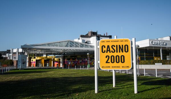 2021-10-08-exterieur-casino-2000-c-jordan-sapally.jpg