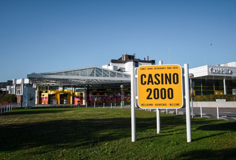 2021-10-08-exterieur-casino-2000-c-jordan-sapally.jpg