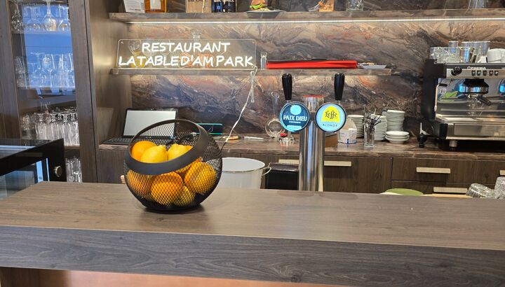 la-table-dam-park-2.jpg
