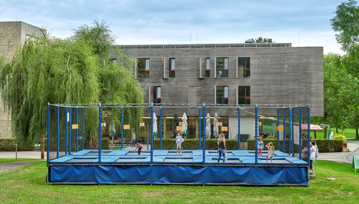 youth-hostel-echternach-trampoline-9_1.jpg