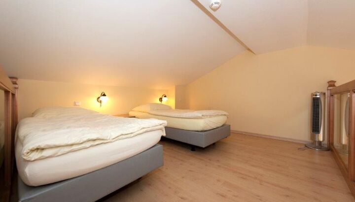 https://static.cubilis.eu/portal/hotel-belle-vue-vianden_/fotos/mezanine-familie-kamer.jpg