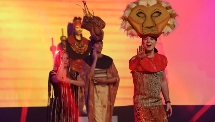 https://storage.googleapis.com/lu-echo-prod-experiences/LtnKpnOcQaoLnD9w59NY/musical-magics-musicals-nonstop-TGN4VA/6db08e35c88b98cf17d0bb00e5aca958_main.jpg