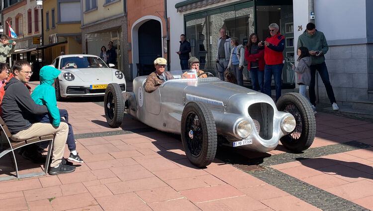 https://storage.googleapis.com/lu-echo-prod-experiences/lxfwcT2e03YSc7wTfxzo/rallye-luxembourg-classic-passes-through-sYlxDL/Echo-Rallye-Luxembourg_main.jpg
